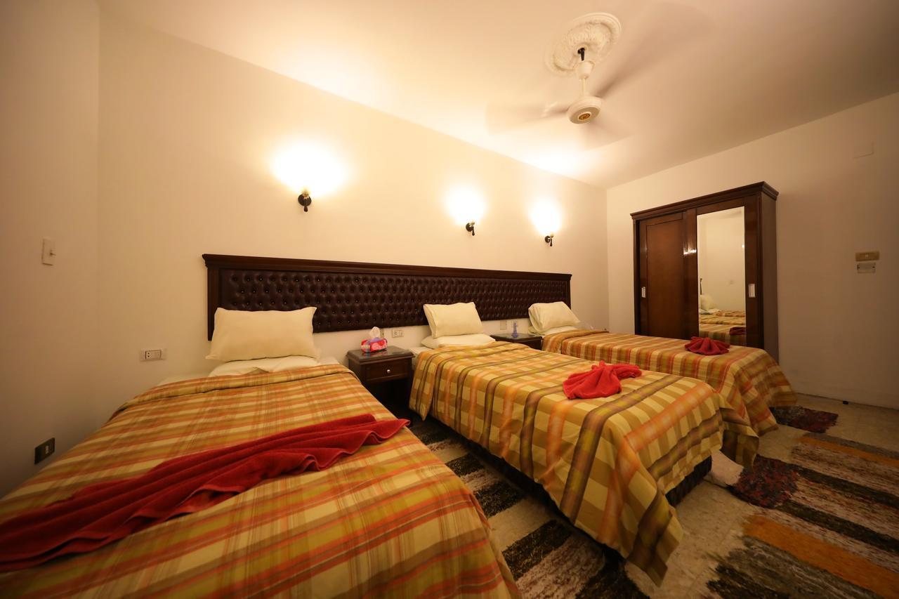 Pyramids Loft Guesthouse ไคโร ภายนอก รูปภาพ