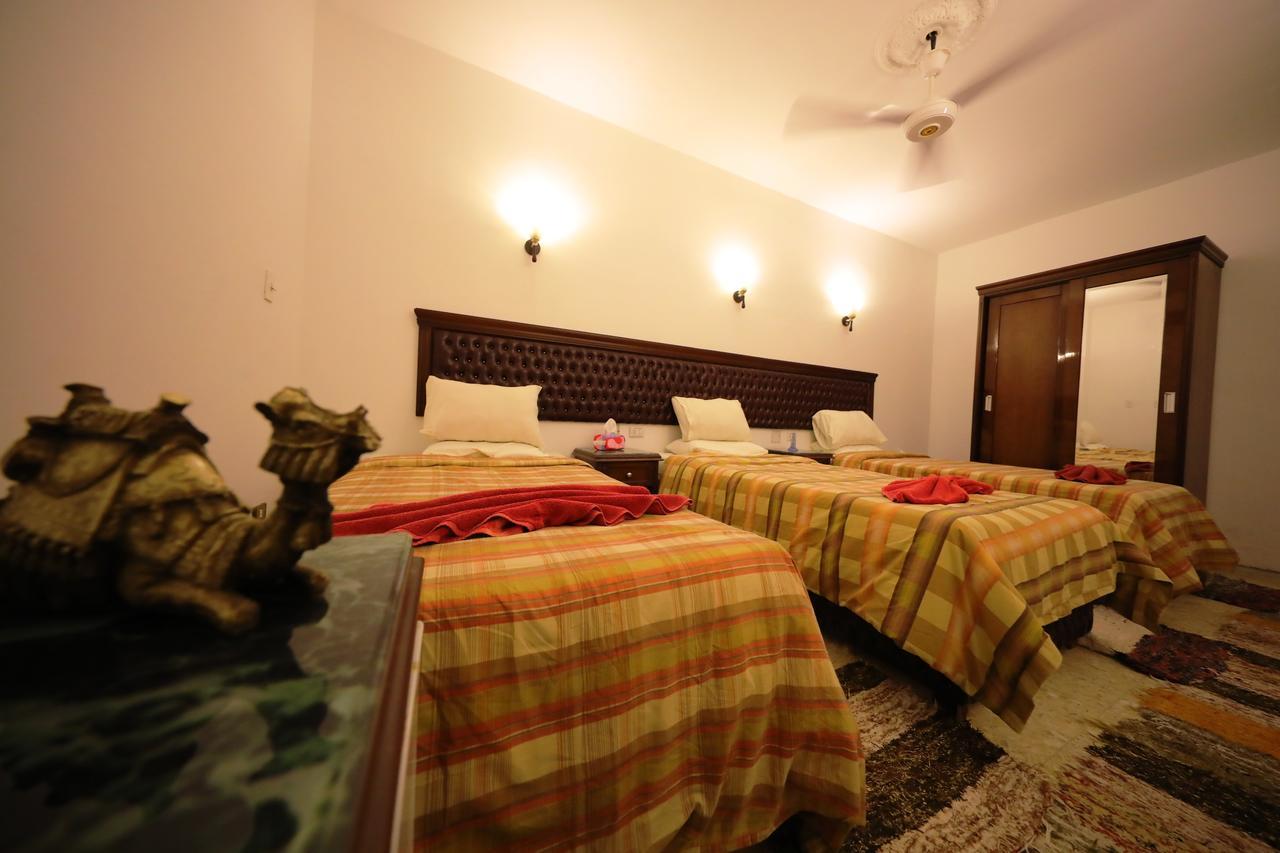 Pyramids Loft Guesthouse ไคโร ภายนอก รูปภาพ