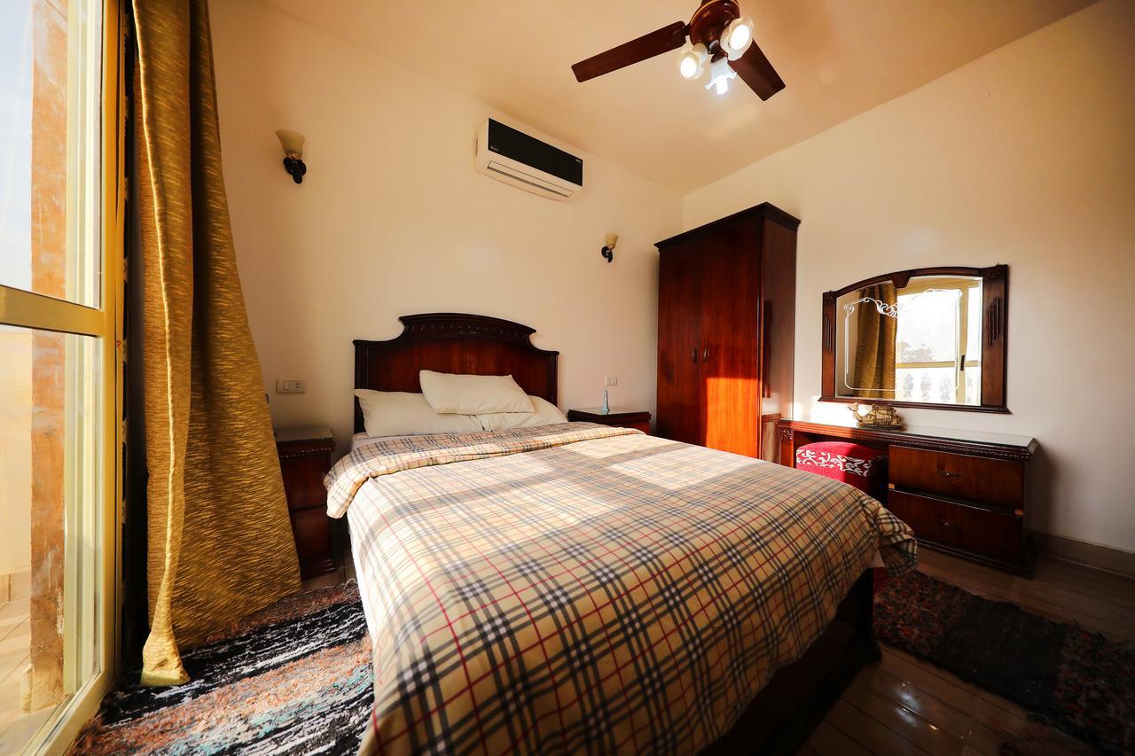 Pyramids Loft Guesthouse ไคโร ภายนอก รูปภาพ