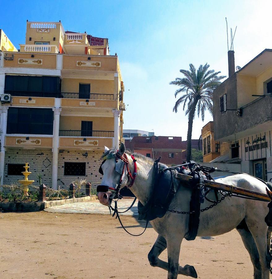 Pyramids Loft Guesthouse ไคโร ภายนอก รูปภาพ