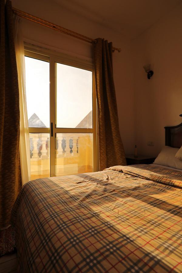 Pyramids Loft Guesthouse ไคโร ภายนอก รูปภาพ