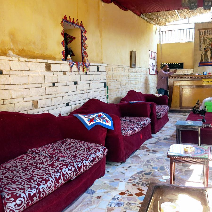 Pyramids Loft Guesthouse ไคโร ภายนอก รูปภาพ